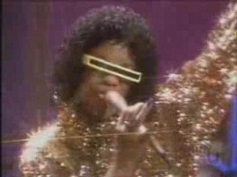 Evelyn Champagne King . Betcha She Don't [SoulTrainTv 80's]