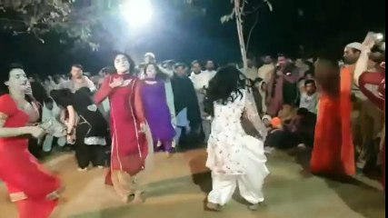 DESI SHADI MUJRA DANCE