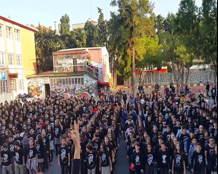 Meşküre Şamlı Ortaokulu Öğrencilerinden Müthiş Gösteri. Geleceğin Güzel İnsanlarını Yetiştiren Güzel Öğretmenlere Selam Olsun