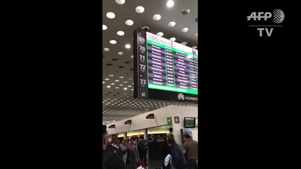 Terremoto obriga passageiros a evacuar avião