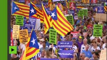 «Je n'ai pas peur» : des milliers de personnes réunies à Barcelone pour marcher contre le terrorisme
