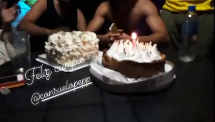 Pedro en festejo cumple Consuelo 1 - 16 de Febrero