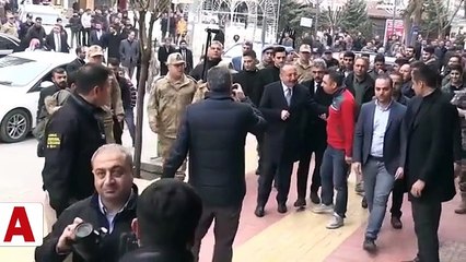 Jandarma Genel Komutanı Orgeneral Çetin, esnaf ve vatandaşlarla bir araya geldi