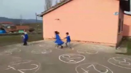 Matematik Dersini Çocuklara Böyle Sevdiriyor