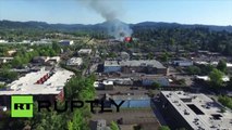 USA : images aériennes de l'immense incendie du stade historique de l'Oregon