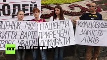 Kiev : des séropositifs creusent leur propre tombe