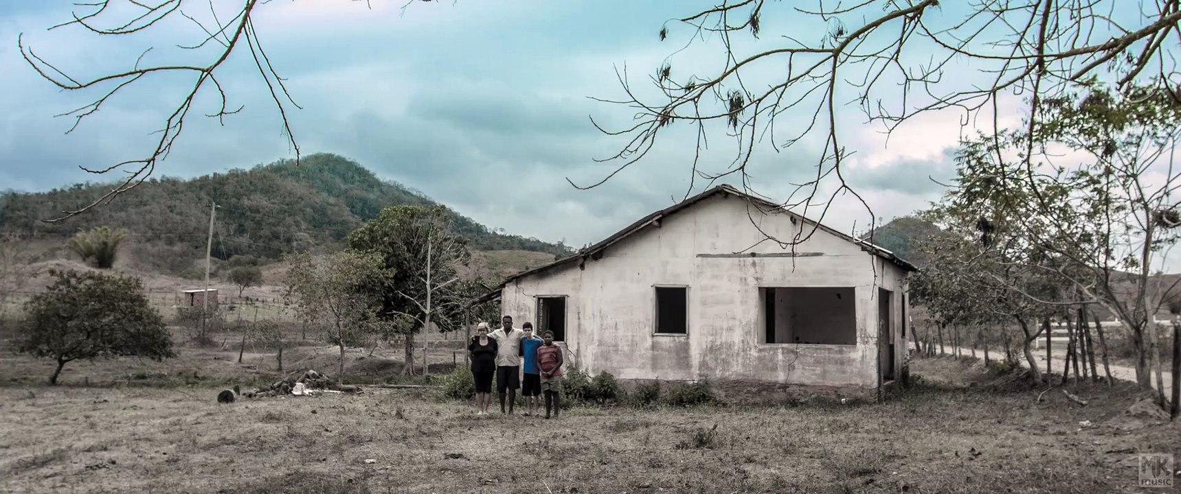 Léa Mendonça - Deus Não Faz Acepção (Clipe Oficial MK Music em HD)