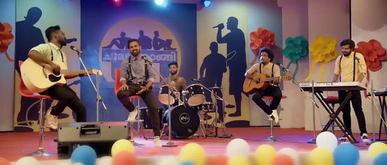 Priya Prakash Varrier Full video song -- Facebook and Insta Viral Video (Manikya Malaraya Poovi)