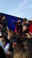 Stage collapses during concert of singer Annie