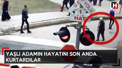 Trene meydan okuyup azarlayan bastonlu dede