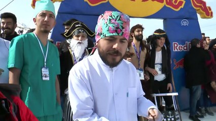 Erciyes'te buzlu havuza atlama yarışması - KAYSERİ