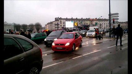 Les automobilistes en colère réunis place Foch à Epinal
