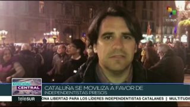 Miles de personas piden liberar a independentistas catalanes