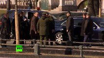 Moscou : Tsipras dépose une gerbe sur la tombe du Soldat inconnu
