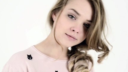 Тонкий свитер пудрового цвета