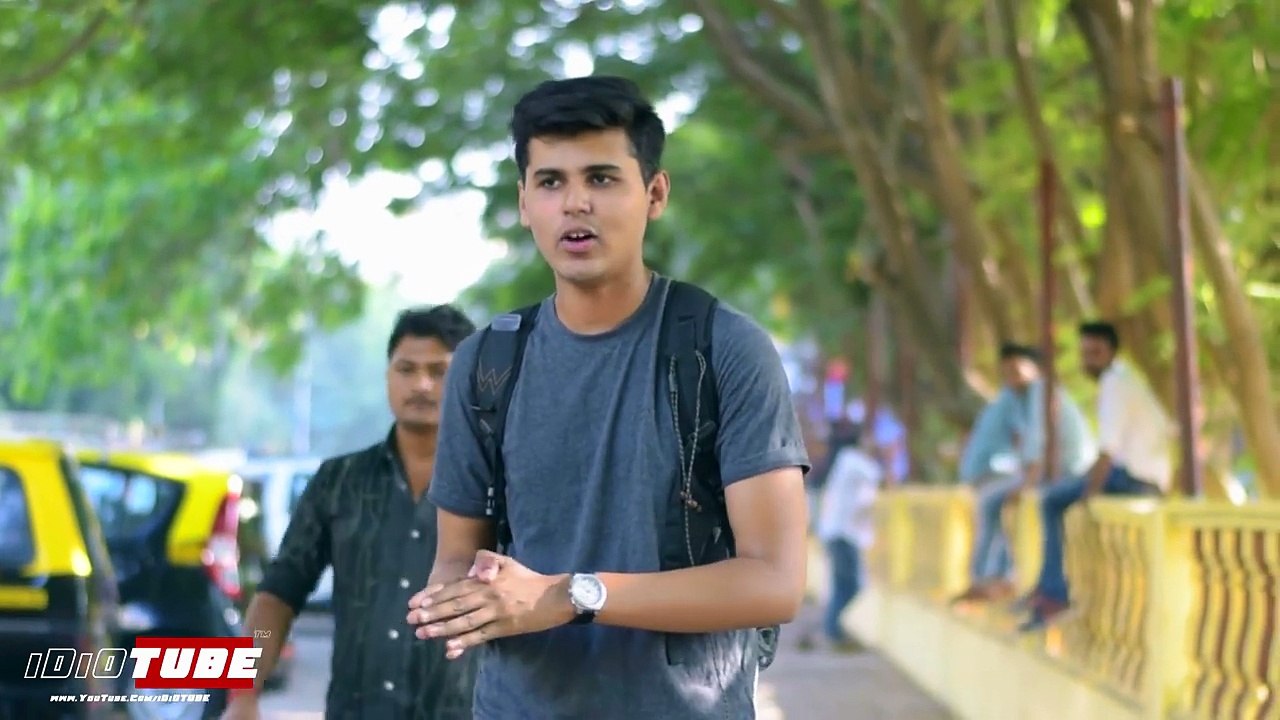 Hot_Girl_Open_Pant_Zip_Prank_-_iDiOTUBE___Prank_In_India