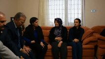 Bakan Sarıeroğlu, Gaziyi ve Şehit Ailesini Ziyaret Etti