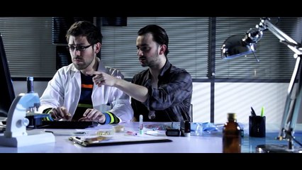 MOVIES VS LIFE - SURICATE (Golden Moustache)