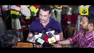 Darshan's Khadak Reply To TV Reporters - Challenging Star Darshan Interview - D Boss Birthday 2018 - YouTube