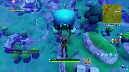 Jugando  fortine  con invitado especial lucas (32)