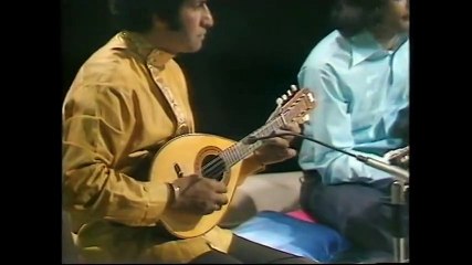 Jagjit Singh & Chitra Singh -- Tujhko dariya dili ki qasam saqiya