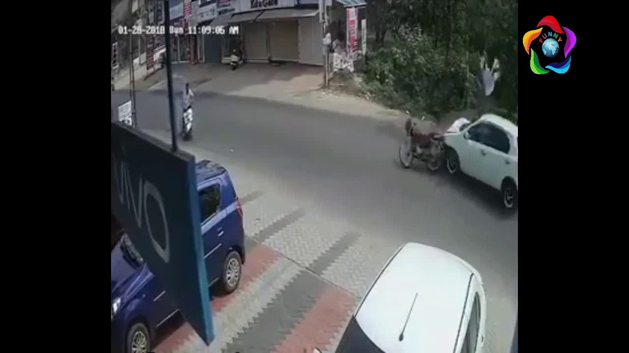 Live Accident Caught on CCTV