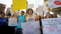 US students plan marches and walkouts to protest at gun laws