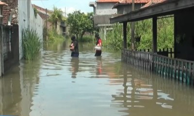 Lebih dari Seminggu, Banjir Masih Genangi Trimulyo Genuk