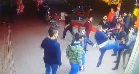 İş Yerindeki Kavga Güvenlik Kamerasına Böyle Yansıdı