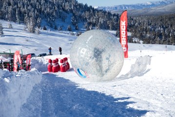 Yeni Eğlence: Canlı Bowling