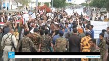 حوثيون يحاولون منع خروج المبعوث الأممي من مطار صنعاء