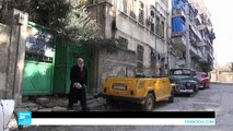 أبوعمر.. رجل من حلب مغرم بجمع السيارات القديمة رغم الحرب