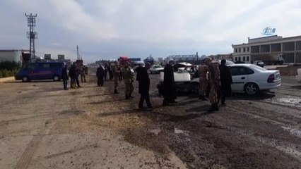 Otomobiller Çarpıştı: 4 Yaralı