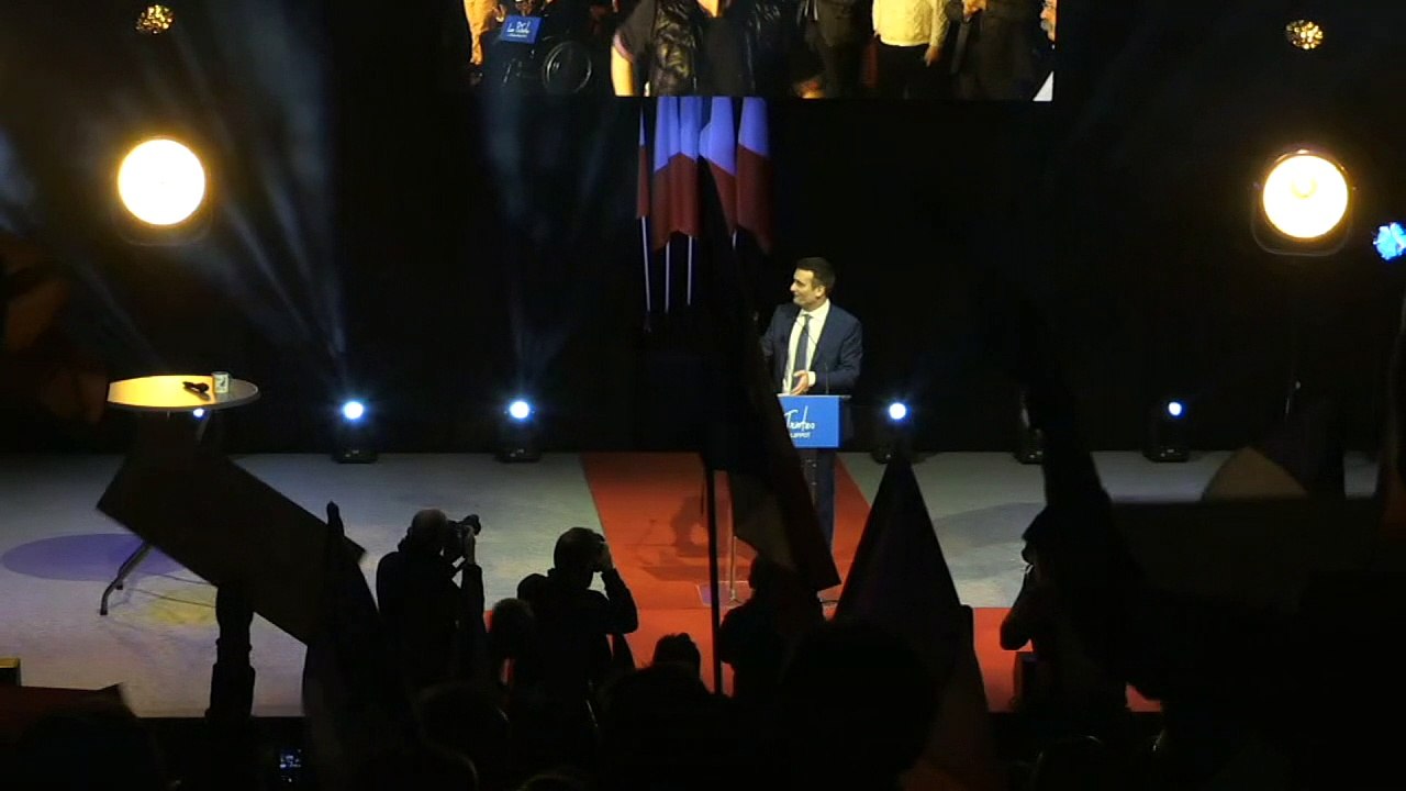 Florian Philippot réunit son parti en congrès fondateur à Arras