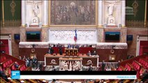 الحكومة الفرنسية تنجو من اقتراع بحجب الثقة في الجمعية الوطنية