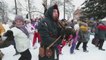 Boxeo en la nieve y hogueras en San Petersburgo por el "fin del invierno"