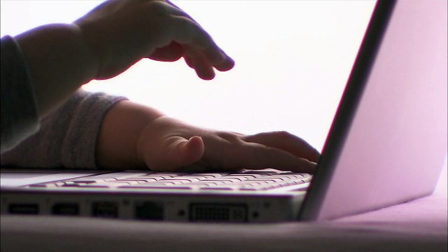 Bizzalley - Helping small Businesses and Customers connect with each other.