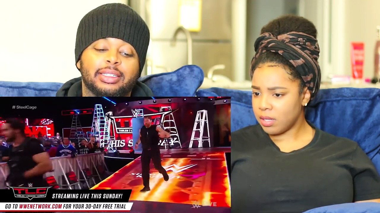 KANE RETURNS: ROMAN REIGNS VS BRAUN STROWMAN: WWE RAW - OCT. 17, 2017 - STEEL CAGE MATCH | Reaction