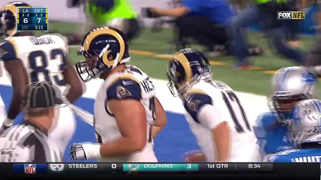 2016 - Kenny Britt breaks through tackles for 20-yard TD