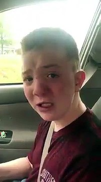 Ce jeune garçon victime de harcèlement scolaire a ému toute la toile.