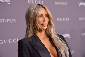 Kim Kardashian met ses vêtements aux enchères  sur eBay