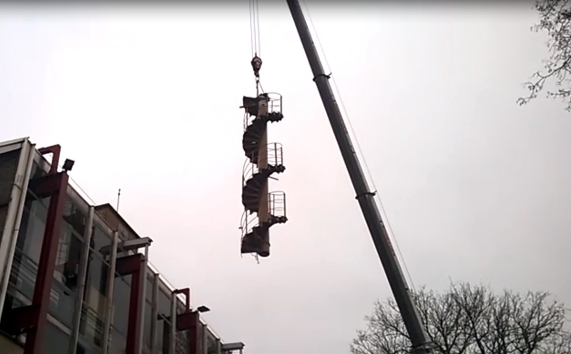 L'escalier de la Tour Eiffel revient au musée du fer de Jarville
