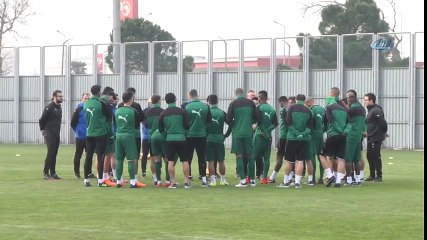 Bursaspor’da Sow Döndü, Badu’dan Kötü Haber