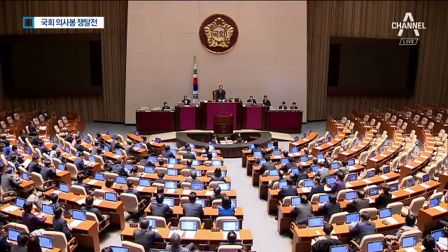 ‘국회 의사봉’ 쟁탈전…민주당 경쟁에 한국당 가세