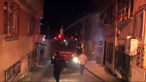 Fatih'te gecekondu yangını