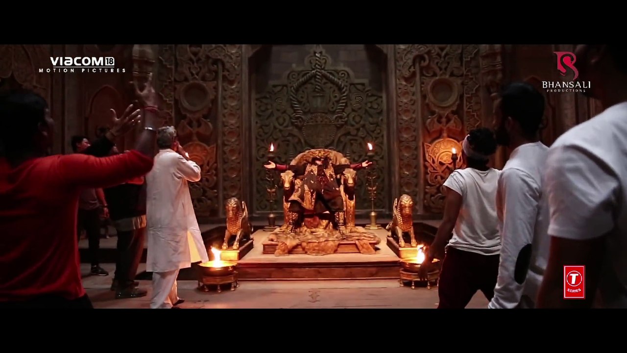 Khalibali Song Making Video   Padmaavat   Ranve...