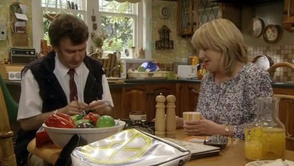 Winners & Losers S01E01