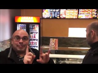 Yoann Riou (L'Equipe) à Nîmes avec Omar Belbey et Umut Bozok