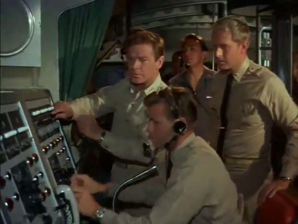 VIAJE AL FONDO DEL MAR - ESCAPANDO A VENECIA - SERIES TV AÑOS 60