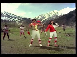 Kendrick Lamar sur une vidéo Indienne de 1980 : énorme !! Humble